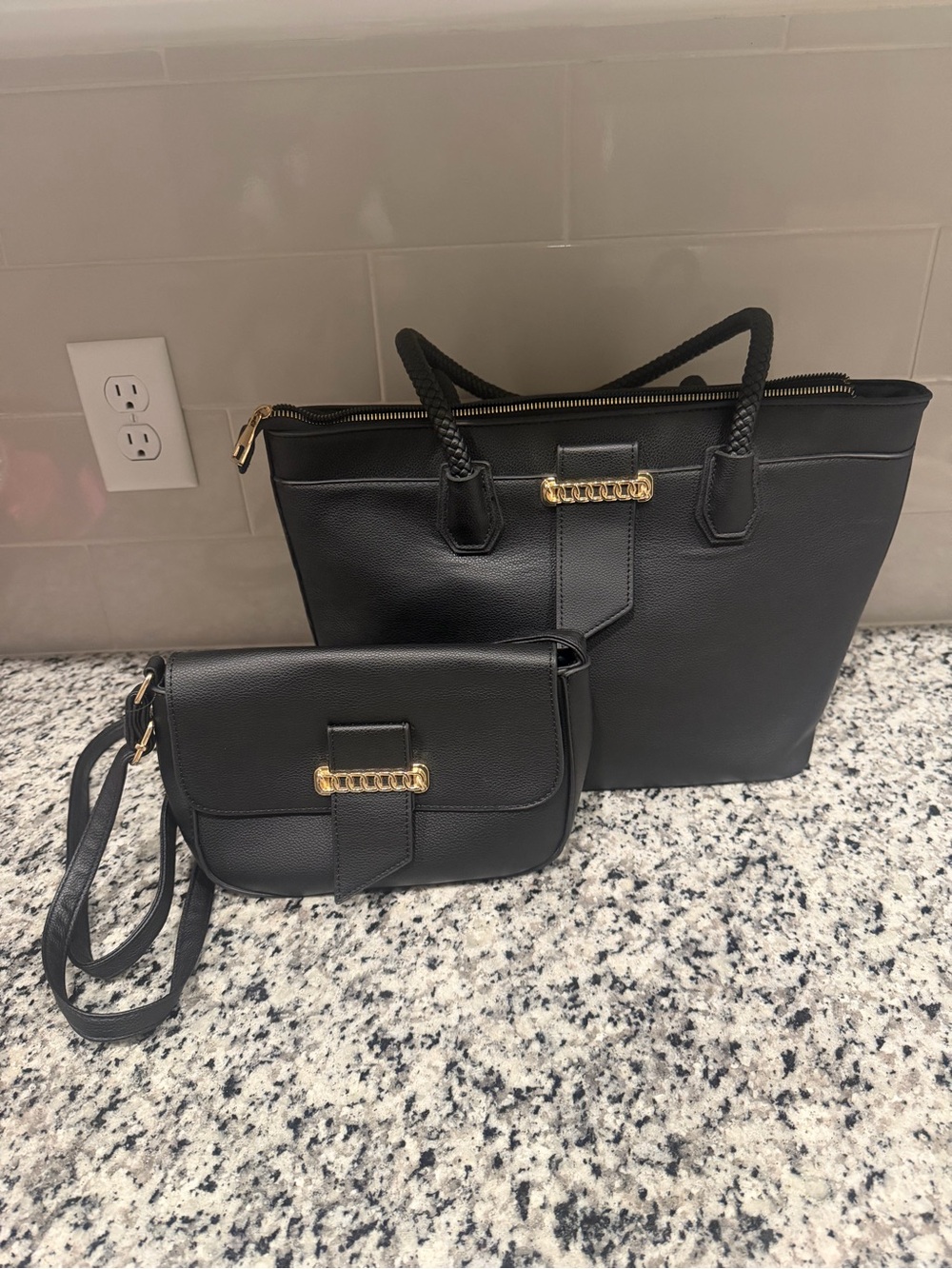Source Unknown Black Tote and Crossbody Set with Gold Accents